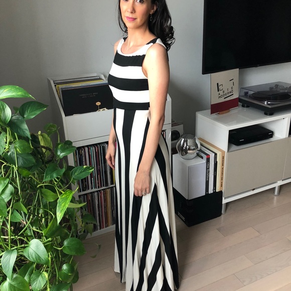 ✨Black & White Elegant Maxi Dress - Picture 3 of 5